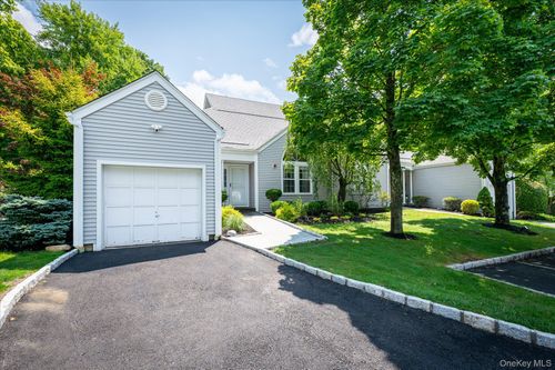 215 Sandpiper Ct, Yorktown Heights, NY, 10598-1968 | Card Image