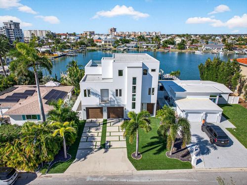 208 171st Ave E, NORTH REDINGTON BEACH, FL, 33708-1328 | Card Image