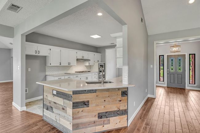 2310 N Walnut Grove Rd, House other with 4 bedrooms, 4 bathrooms and null parking in Midlothian TX | Image 12