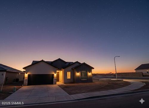 3710 Portrait St, Las Cruces, NM, 88012-8103 | Card Image