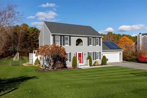 19 Oak Bluff Rd, Sagamore Beach, MA, 02562-2543 | Card Image