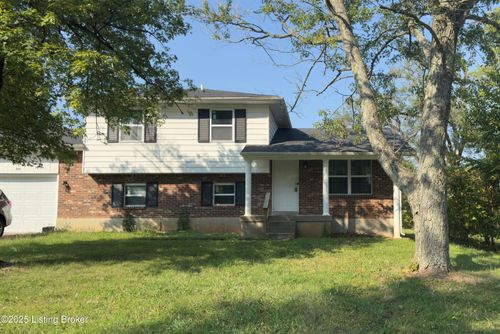 533 Wyandot Ct, Radcliff, KY, 40160-2250 | Card Image