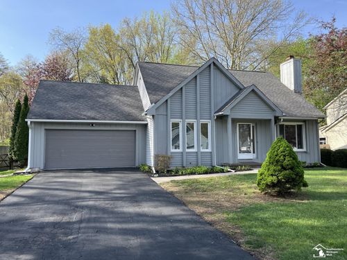 3823 Oldbury St, Lambertville, MI, 48144-9716 | Card Image