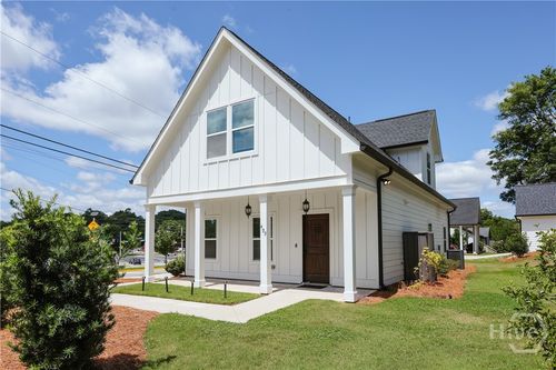 499 Little Oak St, Athens, GA, 30601-3164 | Card Image
