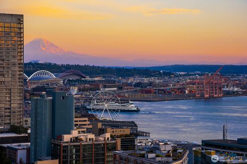 apt-2501-2600 2nd Ave, Seattle, WA, 98121-1221 | Card Image