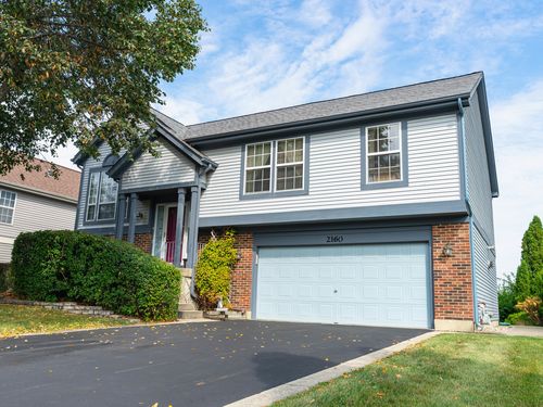 2160 Green Bridge Ln, Hanover Park, IL, 60133-2923 | Card Image