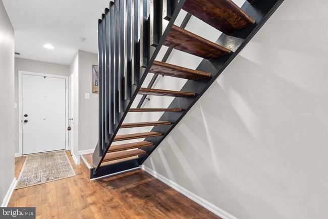 2273 Coppersmith Sq, Townhouse with 3 bedrooms, 3 bathrooms and null parking in RESTON VA | Image 4