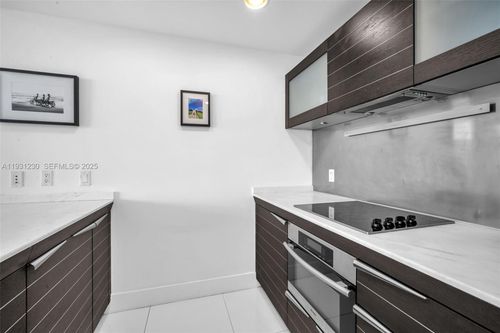 apt-4012-200 Biscayne Boulevard Way, Miami, FL, 33131-2163 | Card Image