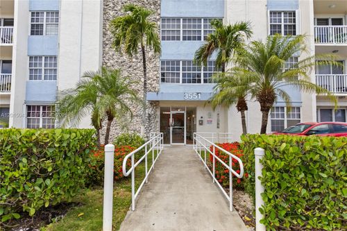 502-3551 Sw 9th Ter, Miami, FL, 33135-4361 | Card Image