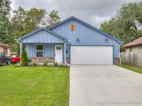 706 S Oklahoma St, Sapulpa, OK, 74066-5048 | Card Image