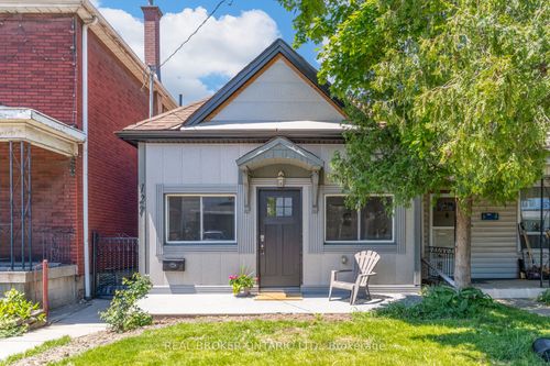 127 Barnesdale Ave N, Hamilton, ON, L8L6S8 | Card Image