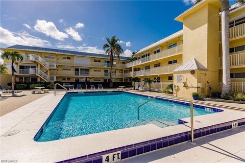 apt-203a-1100 8th Ave, NAPLES, FL, 34102-6960 | Card Image