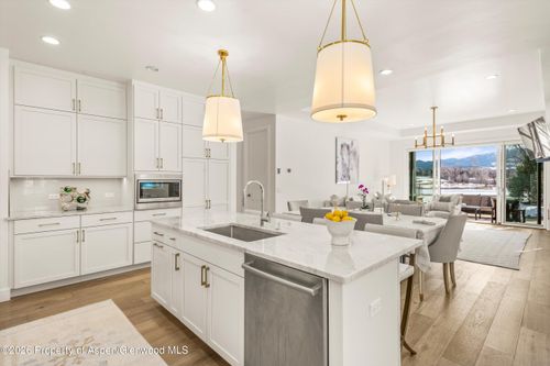 3420 Crystal Bridge Dr, Carbondale, CO, 81623-3117 | Card Image