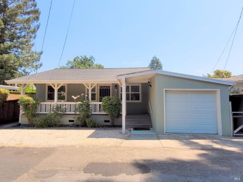 18135 Lucas Ave, Sonoma, CA, 95476-4268 | Card Image