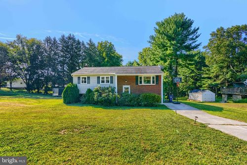 6503 Bonnie Brae Rd, Sykesville, MD, 21784-6216 | Card Image