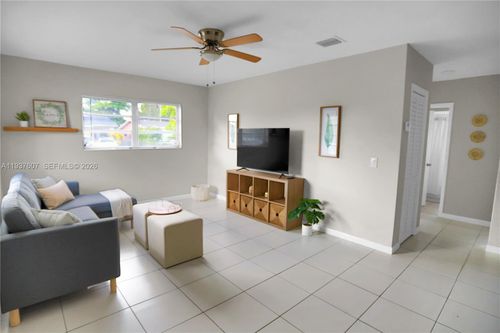 1225-1225 Ne 136th Ter, North Miami, FL, 33161-3418 | Card Image