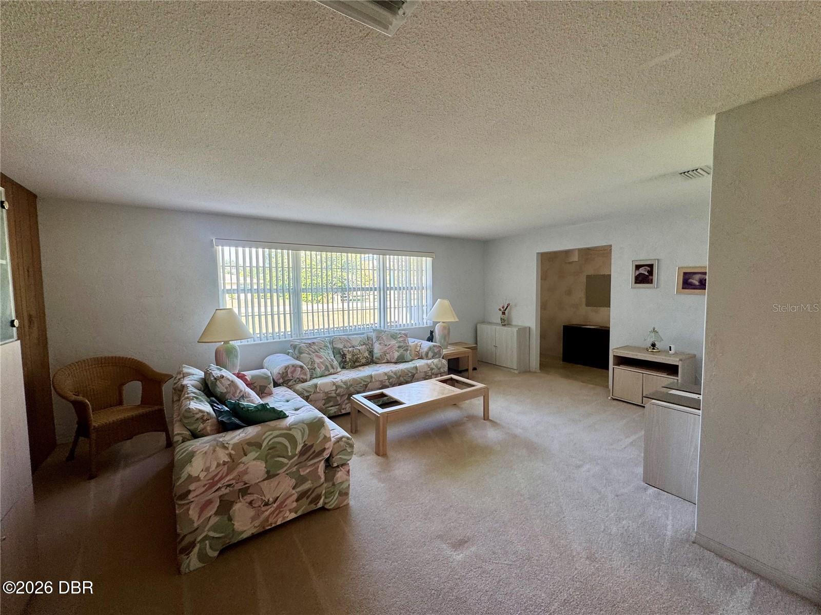 Residential in South Daytona 4
