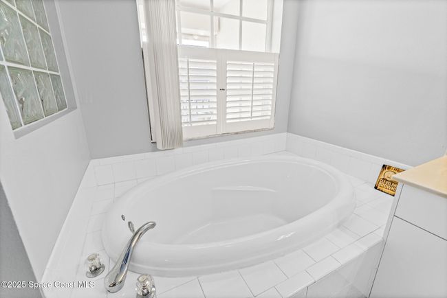 4 - 5201 Ocean Beach Blvd, Townhouse with 3 bedrooms, 3 bathrooms and null parking in Cocoa Beach FL | Image 27