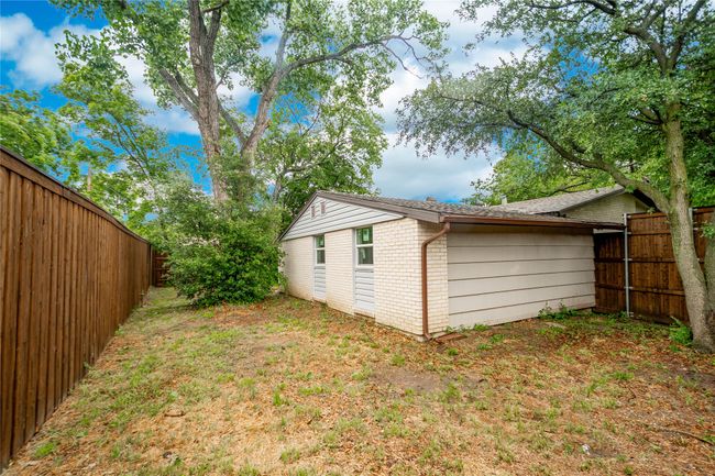 2305 Briarwood Ln, House other with 4 bedrooms, 3 bathrooms and null parking in Carrollton TX | Image 33