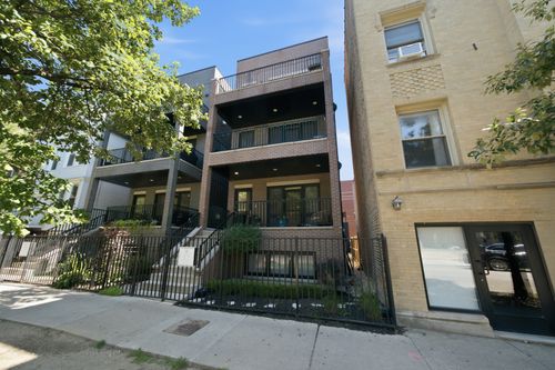 3-1145 Addison St, Chicago, IL, 60613-3805 | Card Image