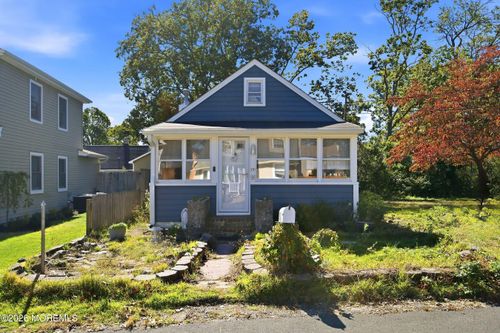 913 Cypress Ave, Brick, NJ, 08723-5107 | Card Image