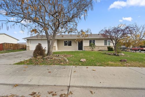 476 Forelle St, Clifton, CO, 81520-8742 | Card Image