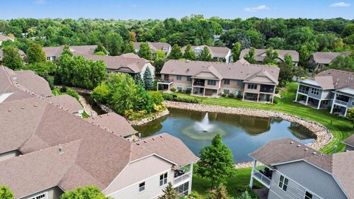 10726 Lyndale Bluffs Trl, Bloomington, MN, 55420-5653 | Card Image