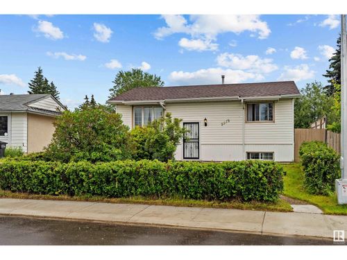 9919 170 Ave Nw, Edmonton, AB, T5X3G3 | Card Image