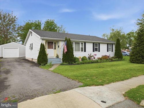 837 Florida Ave, HAGERSTOWN, MD, 21740-3618 | Card Image