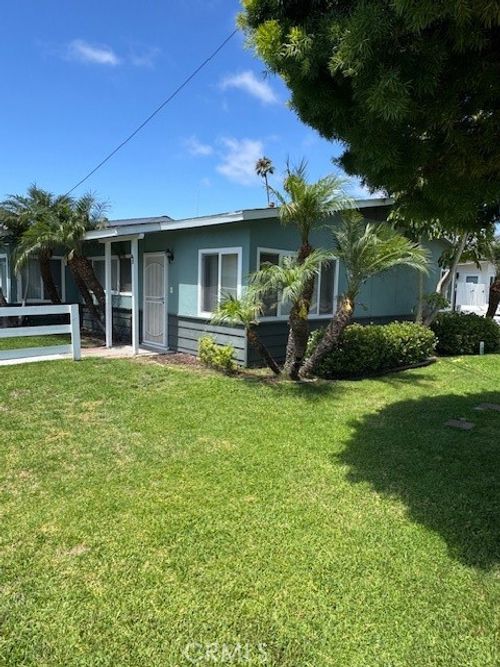 237 Costa Mesa St, Costa Mesa, CA, 92627-7200 | Card Image