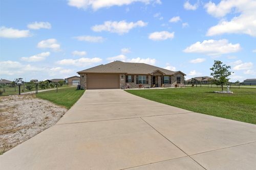 104 Knoll Ln, Decatur, TX, 76234-2370 | Card Image