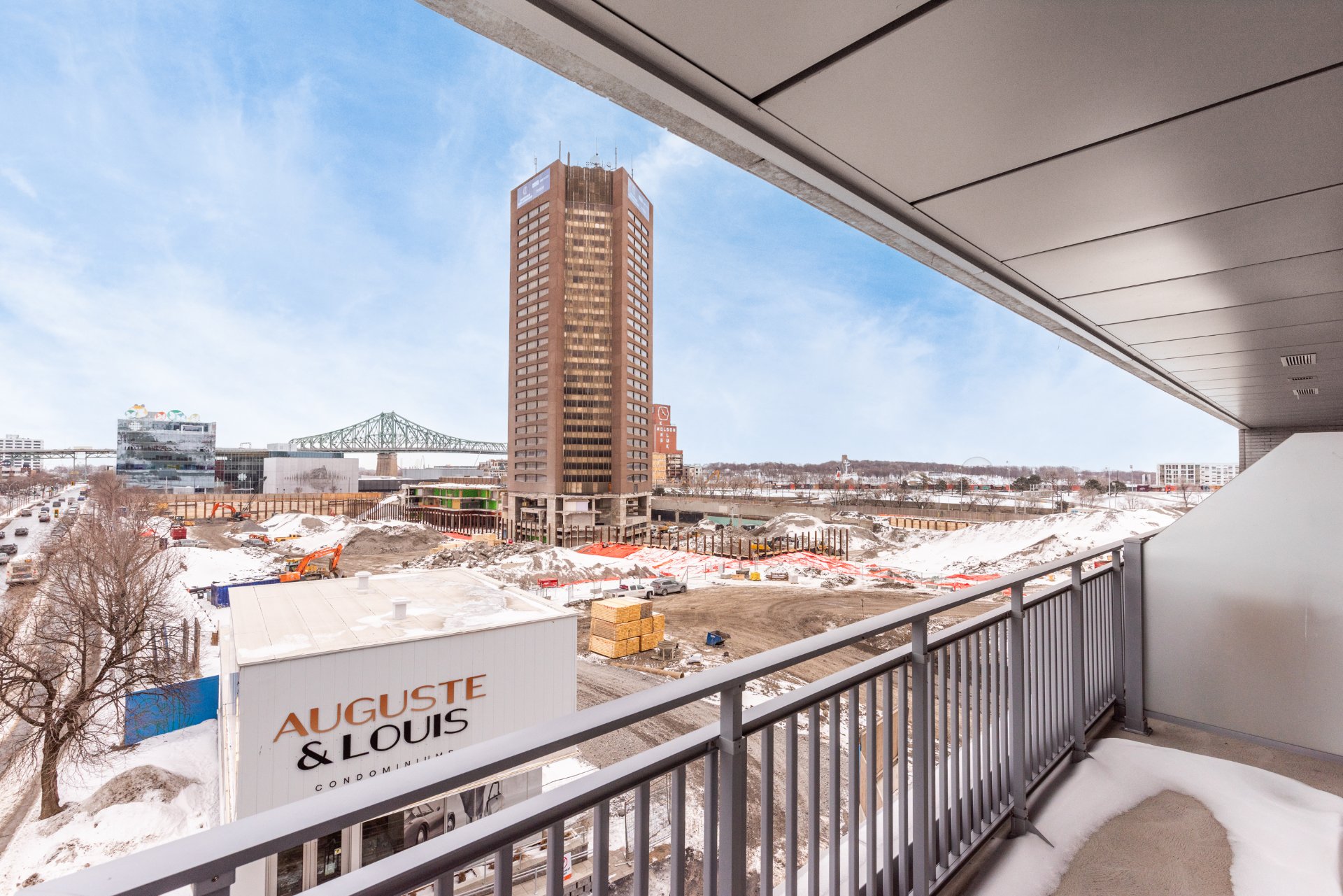 Residential in Montréal (Ville-Marie) 3