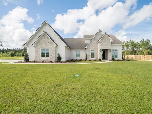 3644 Bear Lake Rd, Valdosta, GA, 31601-1268 | Card Image