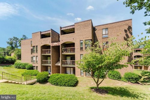 233-11232 Chestnut Grove Sq, RESTON, VA, 20190-5135 | Card Image