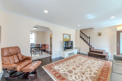 69-14 179th Street, New York, NY, 11365 | Card Image