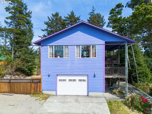 30812 J Pl, Ocean Park, WA, 98640-5062 | Card Image