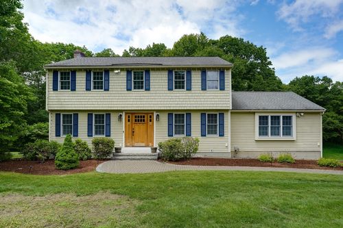 10 Virginia Rd, Tyngsboro, MA, 01879-2346 | Card Image