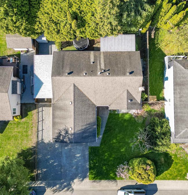 22715 Balabanian Circle, House other with 3 bedrooms, 2 bathrooms and 8 parking in Maple Ridge BC | Image 23
