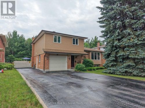 87 Labreche Dr, North Bay, ON, P1A3R6 | Card Image