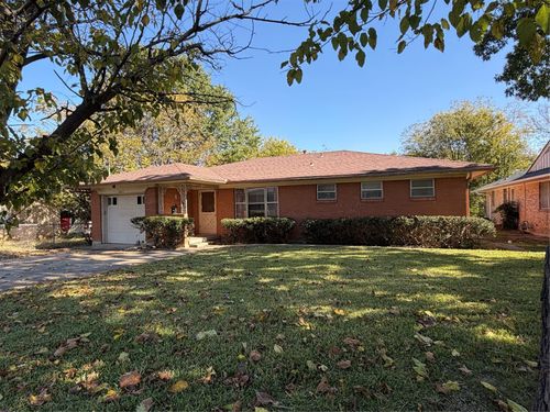 1611 N Alexander St, Sherman, TX, 75092-3707 | Card Image