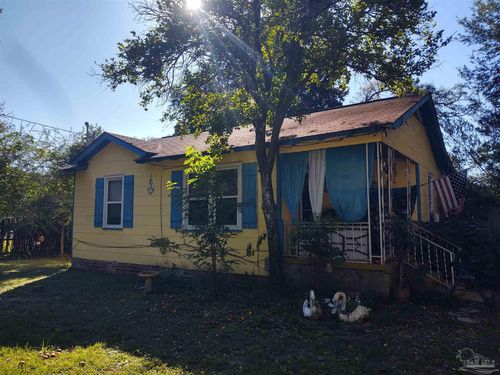 5217 Admiral Halsey Rd, Milton, FL, 32583-5440 | Card Image