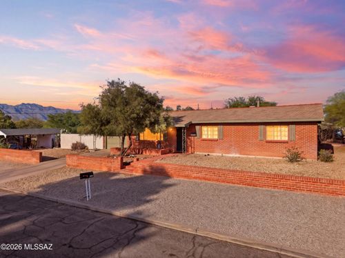 3001 E Elm St, Tucson, AZ, 85716-3124 | Card Image
