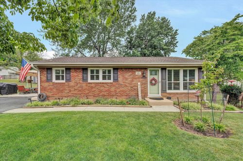 3063 Pebble Dr, Roanoke, VA, 24014-5312 | Card Image
