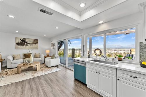 20573 Missionary Ridge St, Walnut, CA, 91789-3529 | Card Image