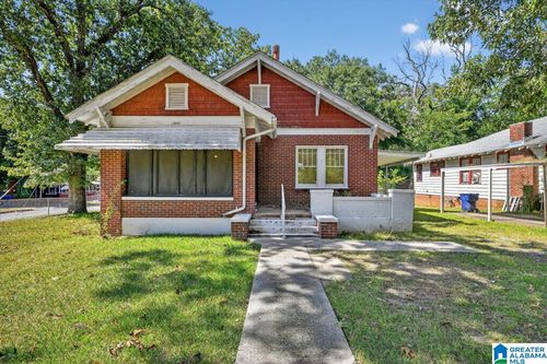 1900 Rocky Hollow Rd, Anniston, AL, 36207-3303 | Card Image