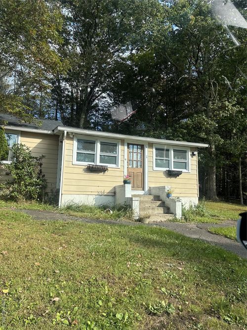 171 Lake Shore Dr, Pine Bush, NY, 12566-7213 | Card Image