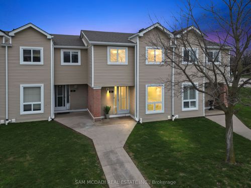 2-160 Rittenhouse Rd, Kitchener, ON, N2E3E9 | Card Image