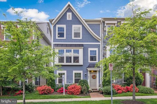 11882 Country Squire Way, CLARKSBURG, MD, 20871-3334 | Card Image