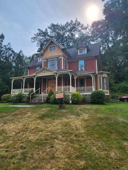 15 Hillside Pl, New Britain, CT, 06051-2502 | Card Image