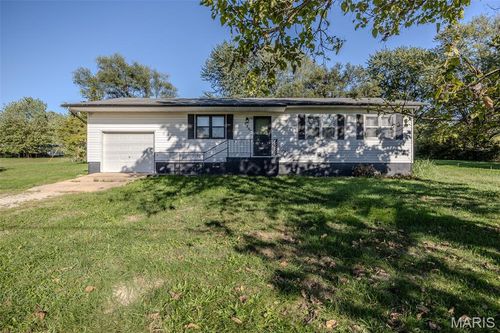 730 Tower Rd, Lebanon, MO, 65536-9243 | Card Image